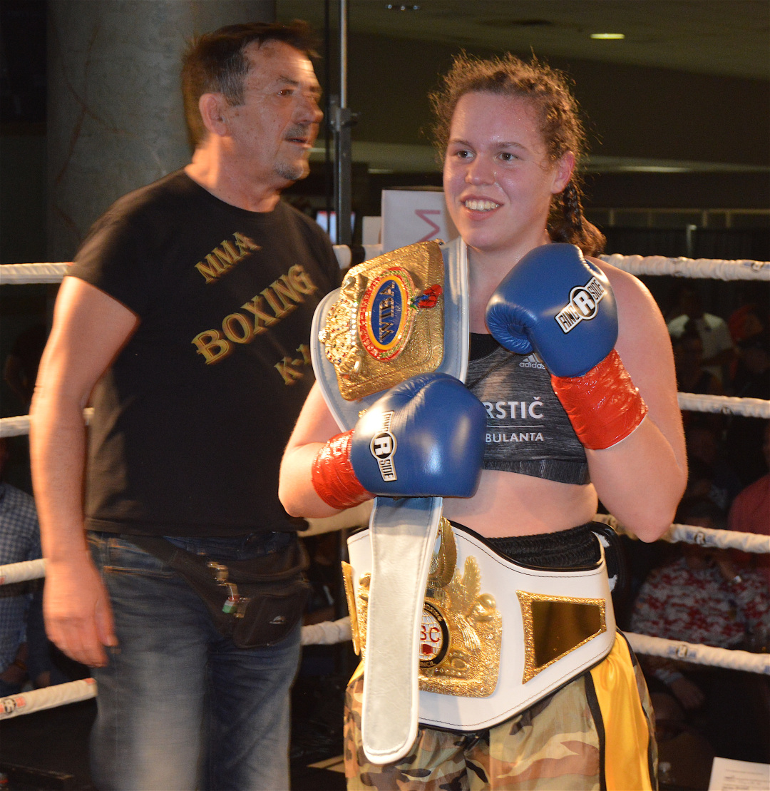 Ema Kozin Adds Another Belt in her US Debut